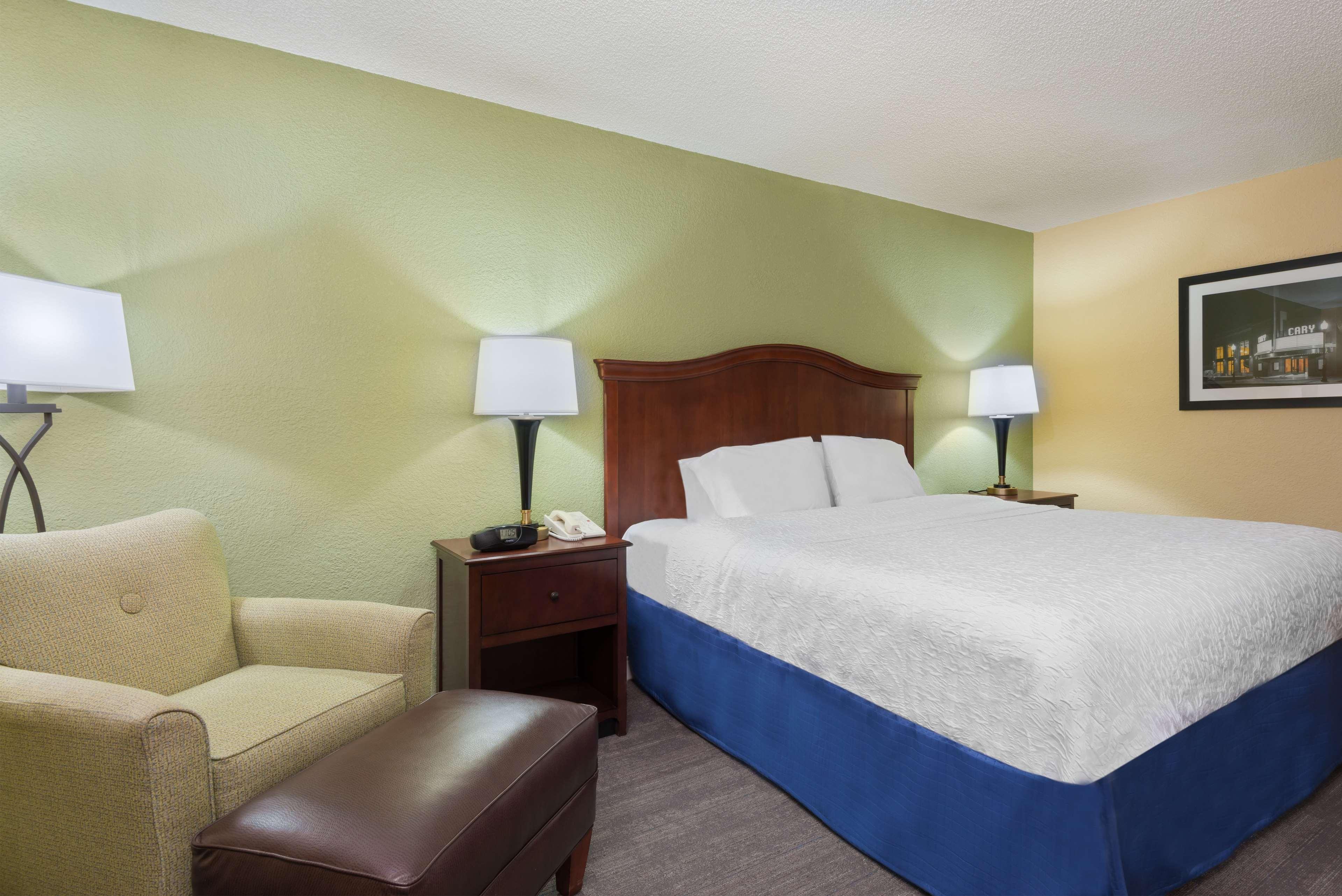 Hampton Inn Raleigh Cary Extérieur photo