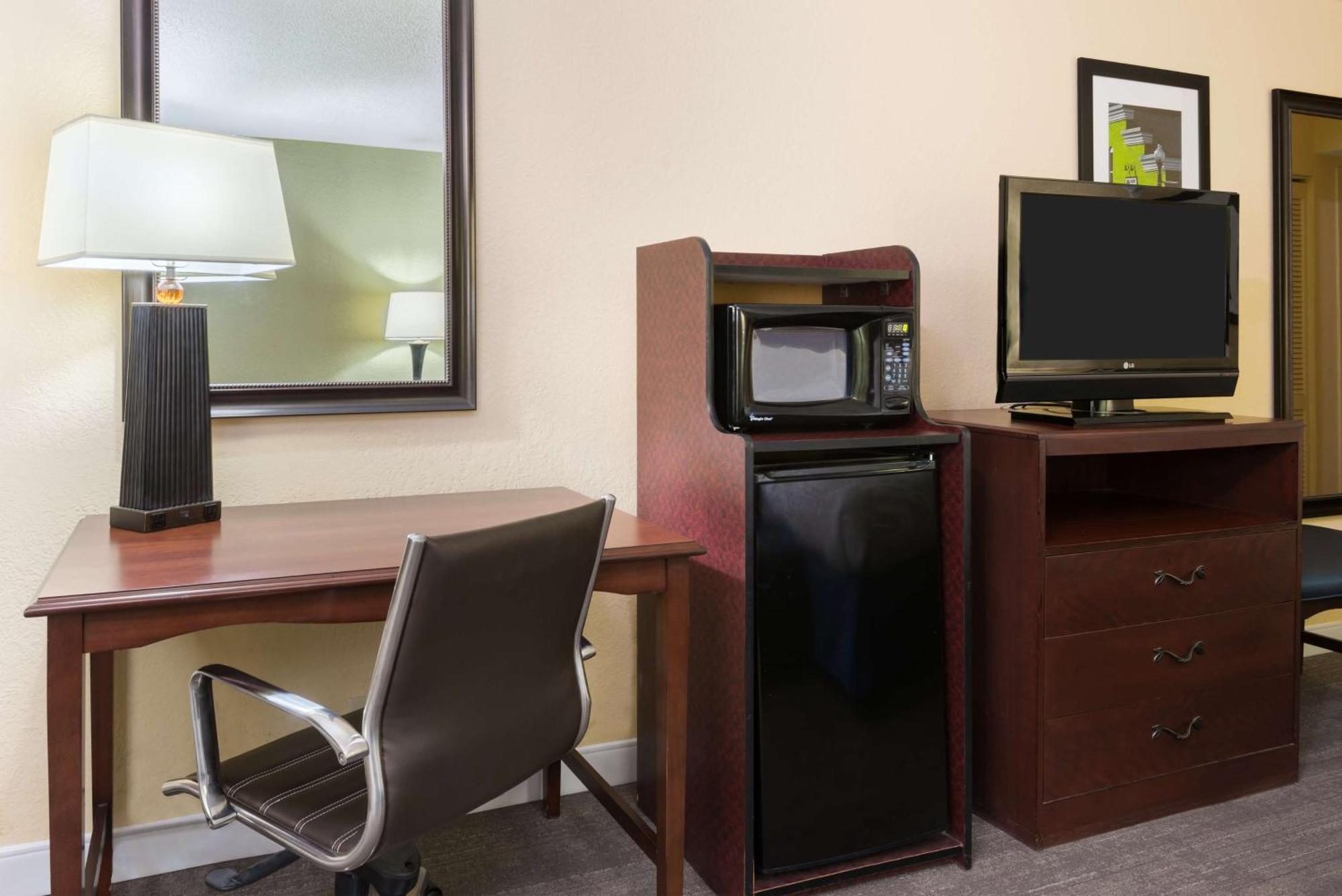 Hampton Inn Raleigh Cary Extérieur photo