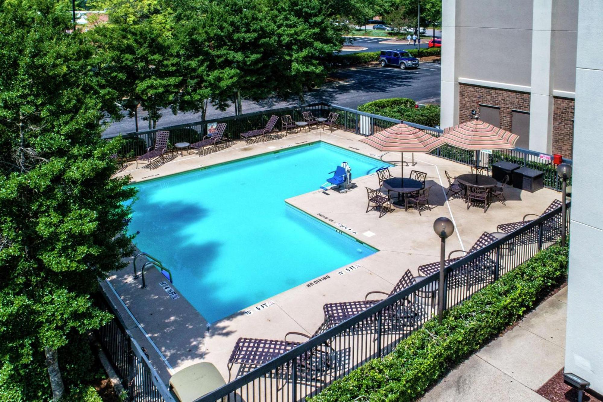 Hampton Inn Raleigh Cary Extérieur photo