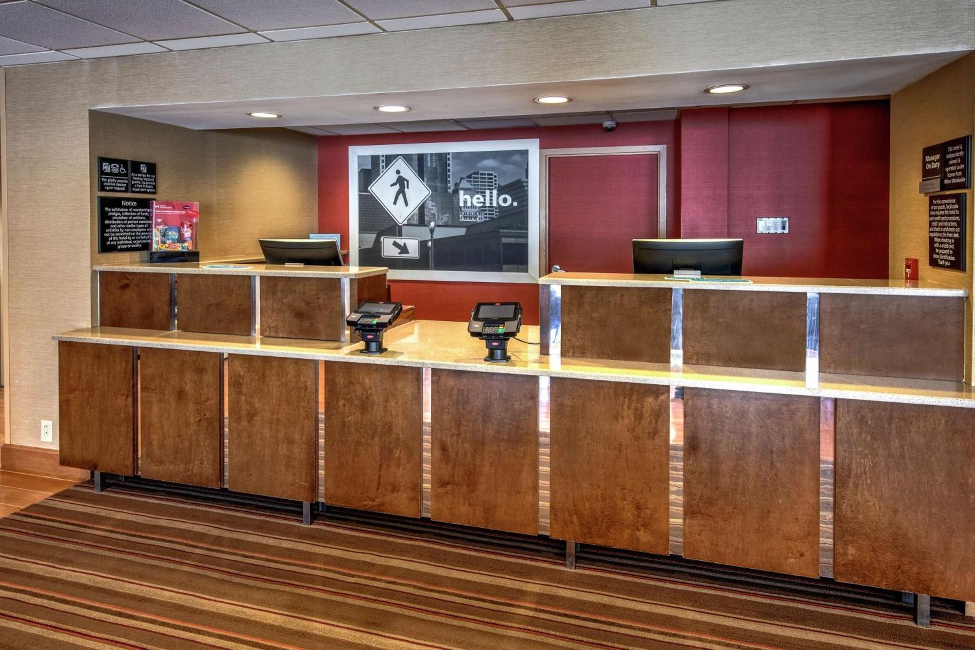 Hampton Inn Raleigh Cary Extérieur photo