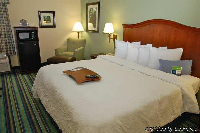 Hampton Inn Raleigh Cary Chambre photo